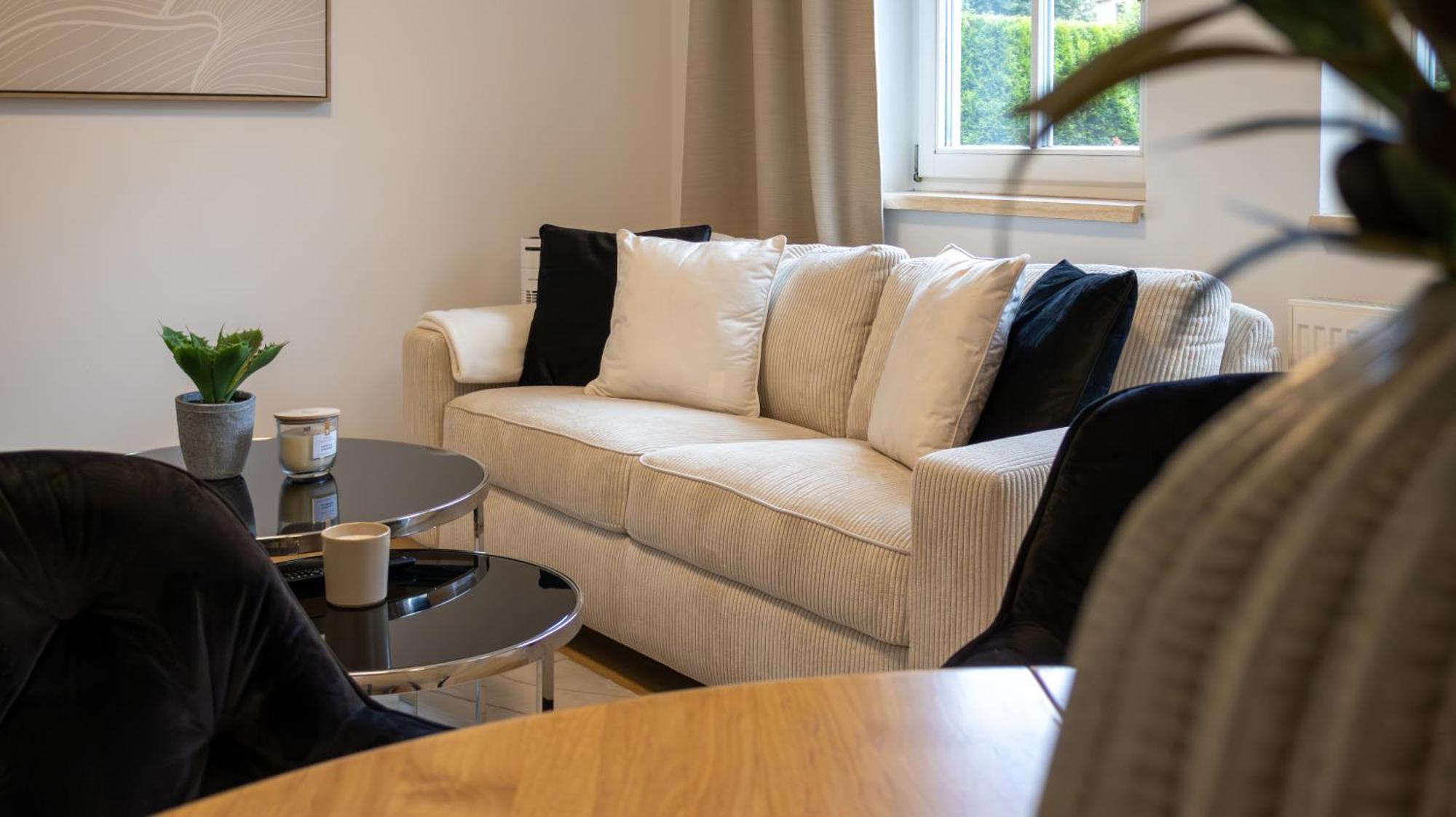Sankt Lorenzen bei Knittelfeld Flat Bull Appartement Mit Garten מראה חיצוני תמונה