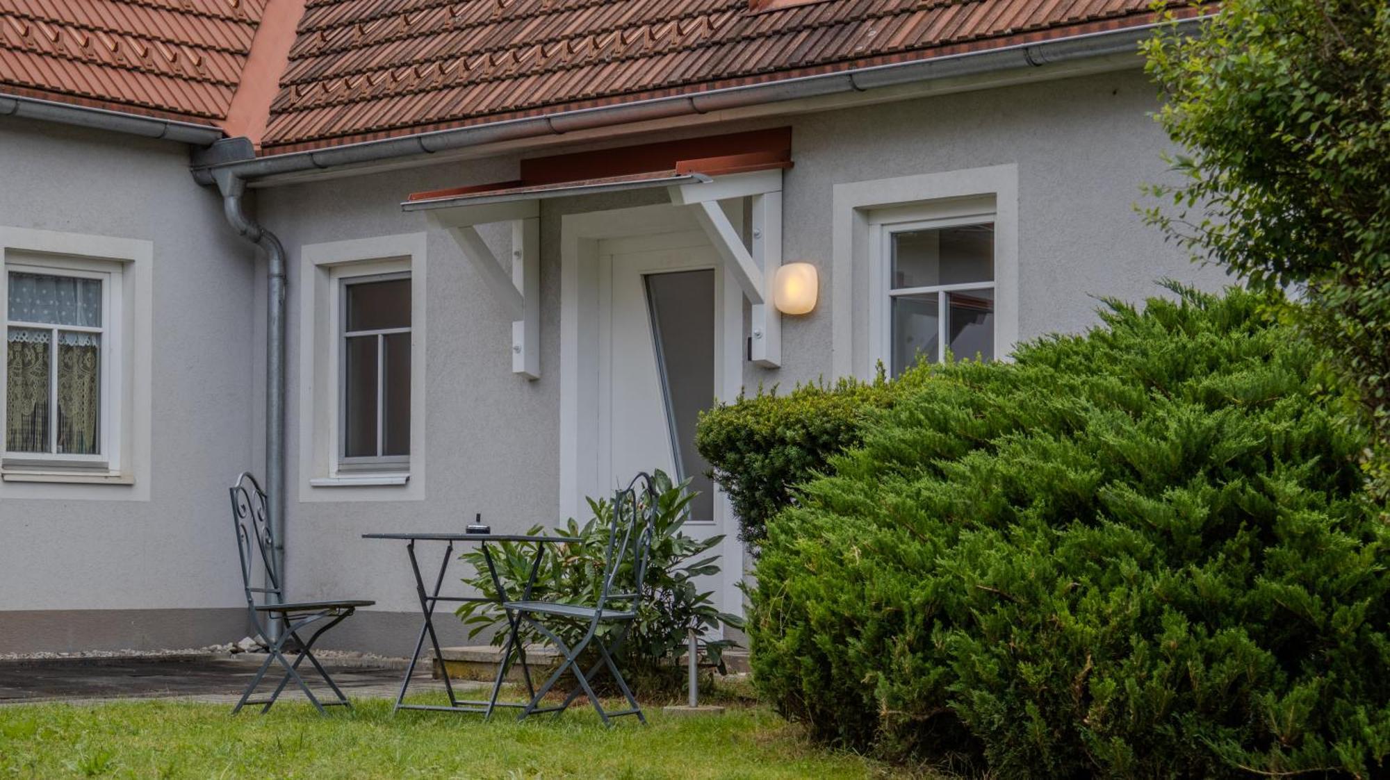 Sankt Lorenzen bei Knittelfeld Flat Bull Appartement Mit Garten מראה חיצוני תמונה